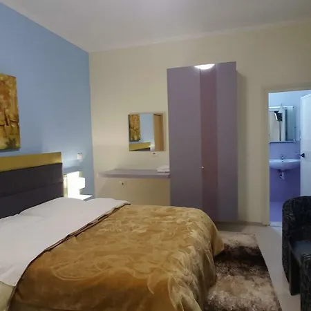 Primavera Hotel